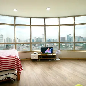 Apartment Dandelion7, Seoul